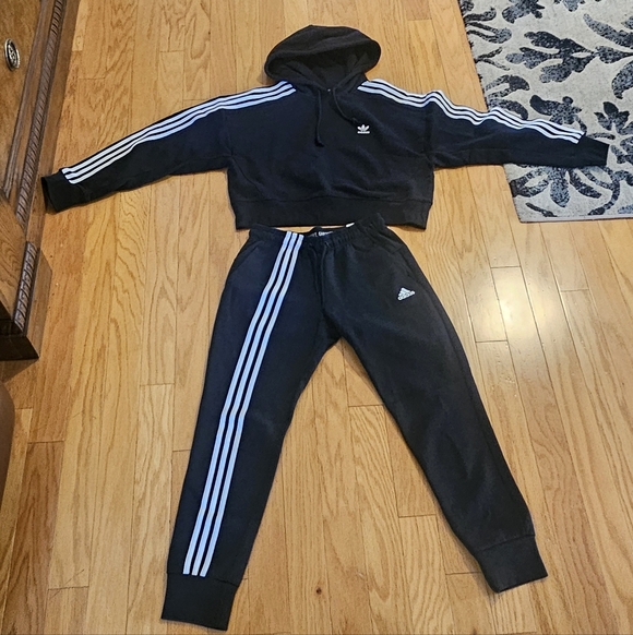adidas Pants - Adidas 2-Piece Jogger Set Size Small NWOT
